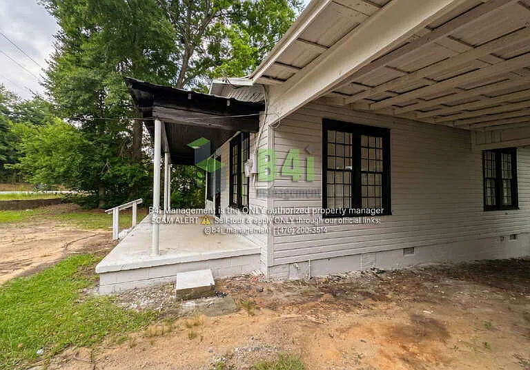 1645 Vinson Hwy SE — Photo 17