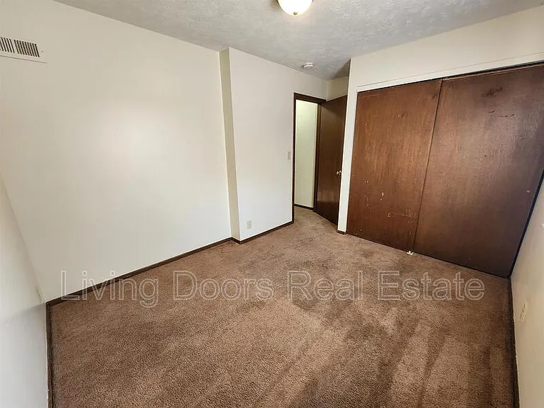 1507 David Dr — Photo 8