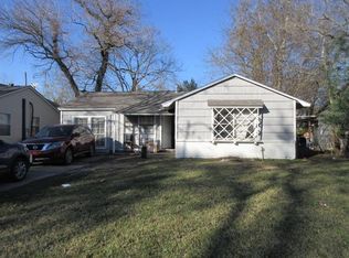 5751 Lakefield Dr, Houston, TX 77033