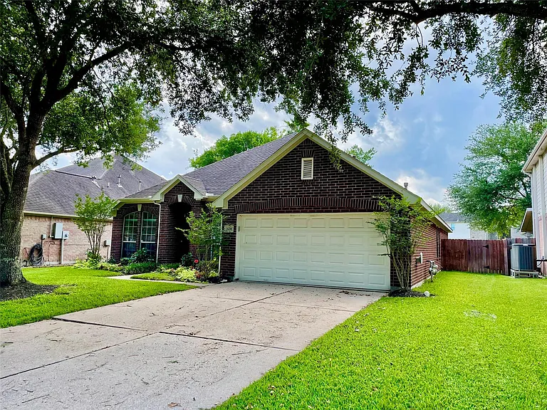 608 Biscayne Bend Ln — Photo 2