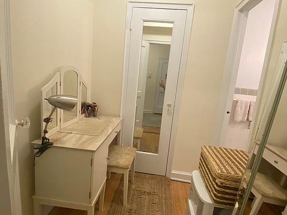 5th image of 246 E 46th St APT 4N