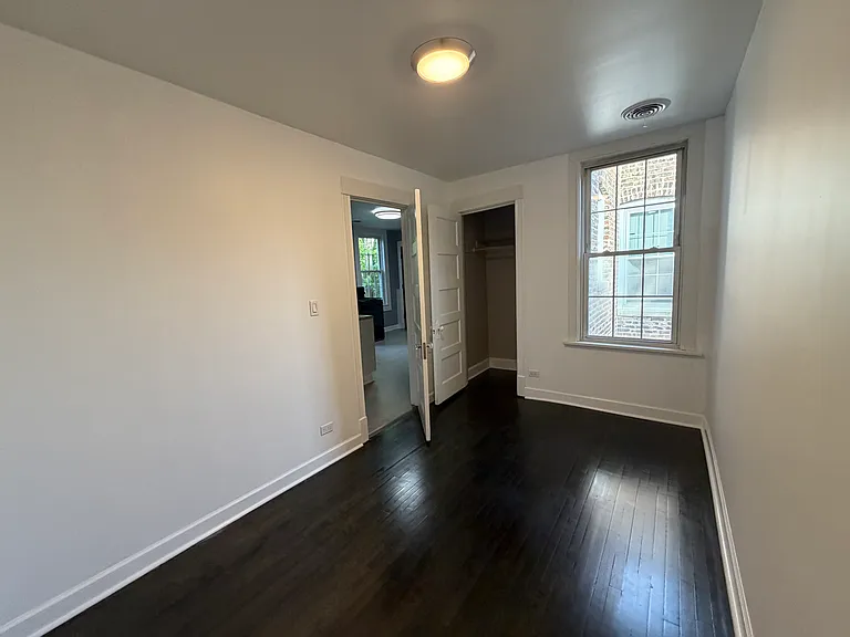 4107 S Archer Ave #2F — Photo 4