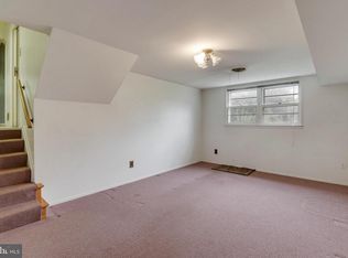 7104 Lanier St, Annandale, VA 22003