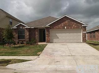 10473 Evening View Dr, Fort Worth, TX 76131