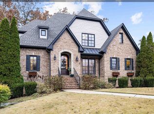 1037 Parkwood Rd, Birmingham, AL 35242