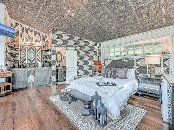 6569 Maybank Hwy #3, Wadmalaw Island, SC 29487
