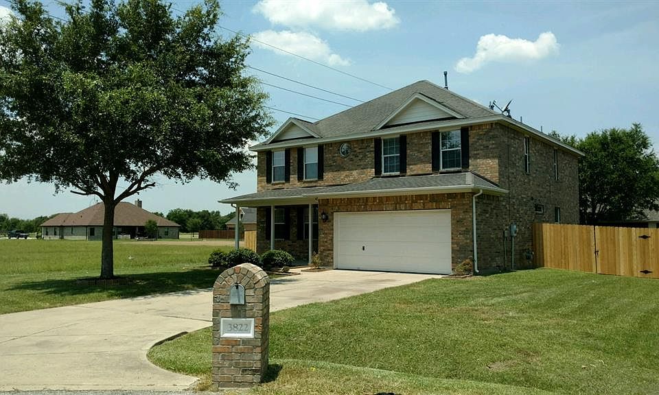 1st image of 3822 Wedge Wood Cir