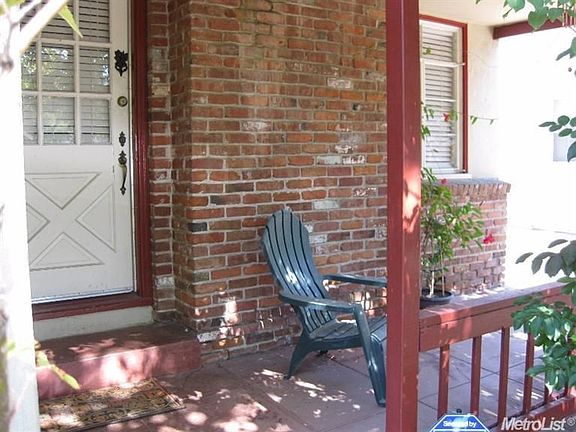 2nd image of 2132 35th St