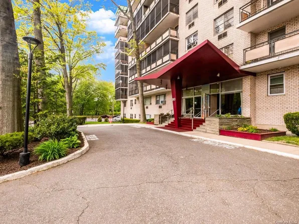 80 Cartright St #Ga, Bridgeport, CT 06610