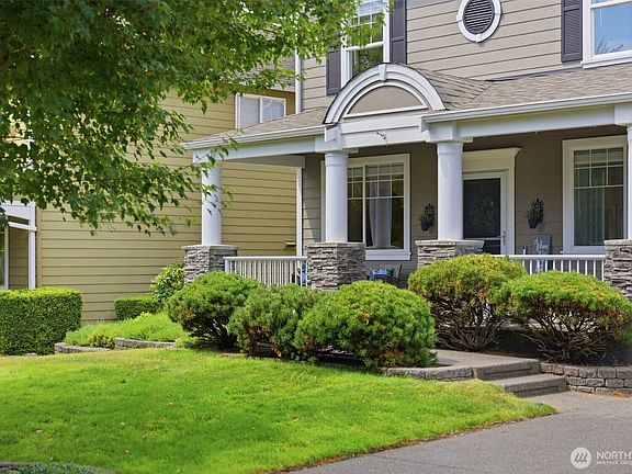 4th image of 3331 Laurelwood Circle NE