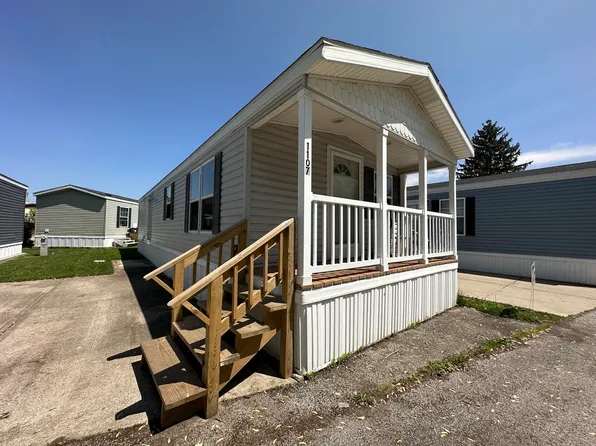 8800 S Harlem Ave Trailer 1107, Bridgeview, IL 60455