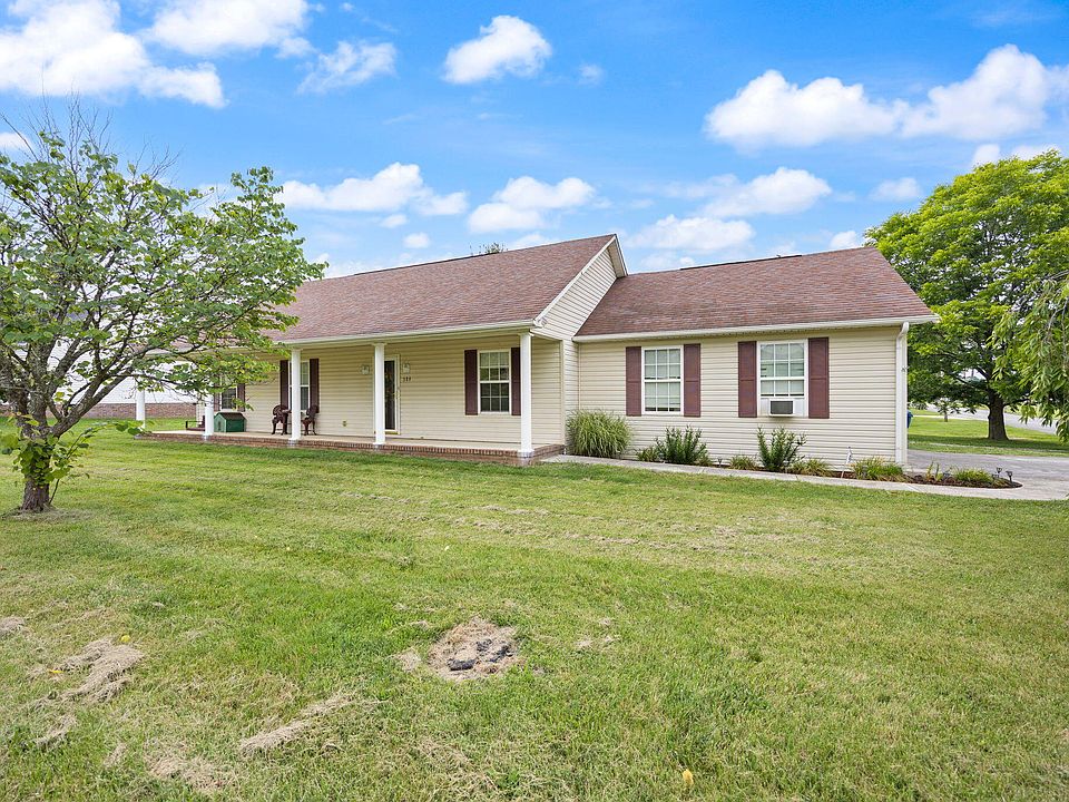 1st image of 389 Park Ln