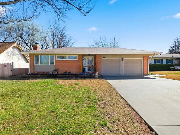 6117 Perryton St, Wichita, KS 67220