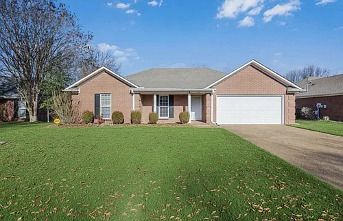 17 Castlegate Dr Photo 1 17 Castlegate Dr Photo 1