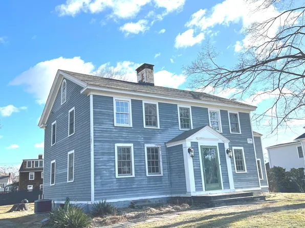 1401 Unquowa Road, Fairfield, CT 06824