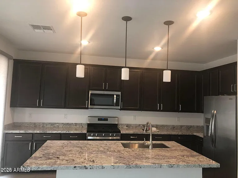 873 W Baylor Ln — Photo 7
