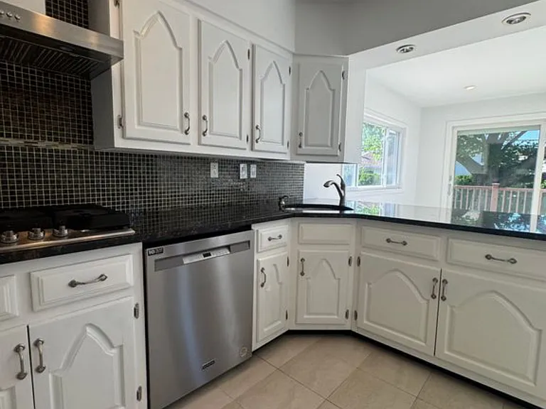 371 White Birch Ln — Photo 18