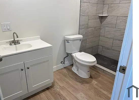 1 bed, $1,200 — Photo 2