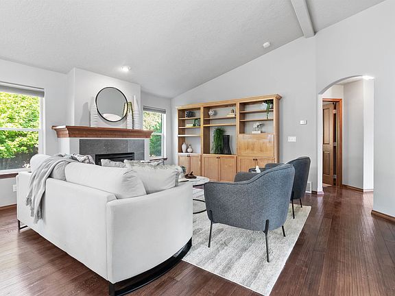 4th image of 1710 S Canyon Woods Ln