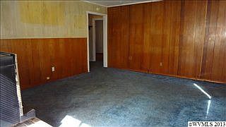 3rd image of 537 Bliler Ave NE