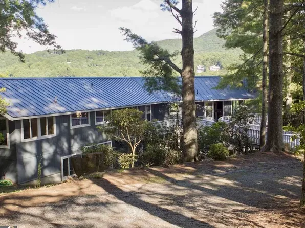 48 Little Bear Trl, Dillard, GA 30537