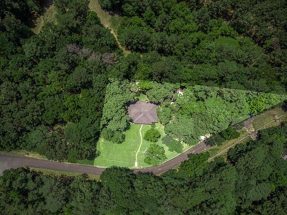 2nd image of 17011 Wagon Wheel Rd