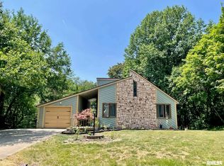 4703 S Canterbury Ct, Mapleton, IL 61547