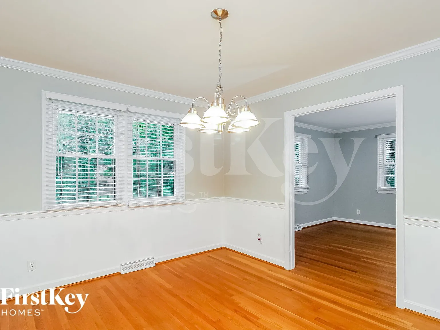 3 bed, 2.0 bath, 1850 sqft, $2,230 — Photo 3