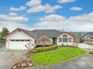 1329 Annabelle Ln, Grants Pass, OR 97527