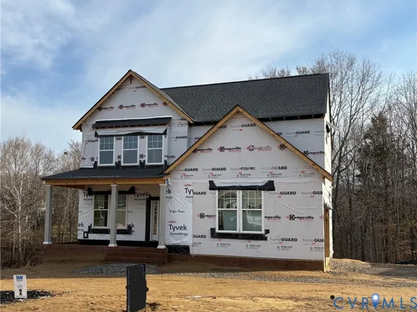 1910 Woodland Trl, Farmville, VA 23901