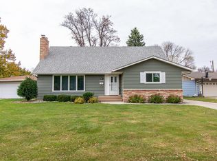 2902 3rd St N, Fargo, ND 58102