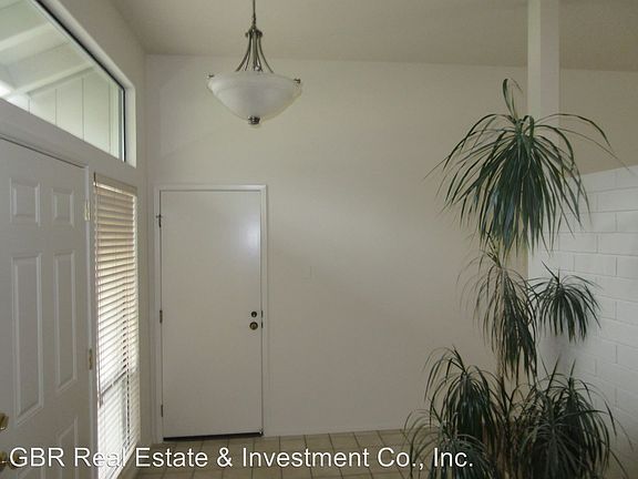 3rd image of 184 Stoney Hill Dr