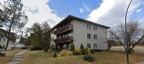 7607 4a St SW #205 Photo 1