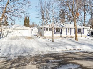 800 Maple St, Winneconne, WI 54986