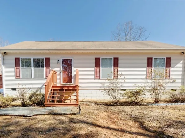 77 Bah Rd, Scottsville, VA 24590