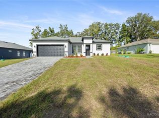 9286 N Alpinia Dr, Citrus Springs, FL 34434