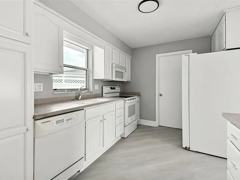 4411 3rd Ave E — Photo 11