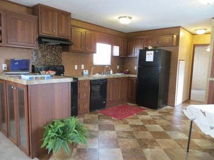 all appliances included