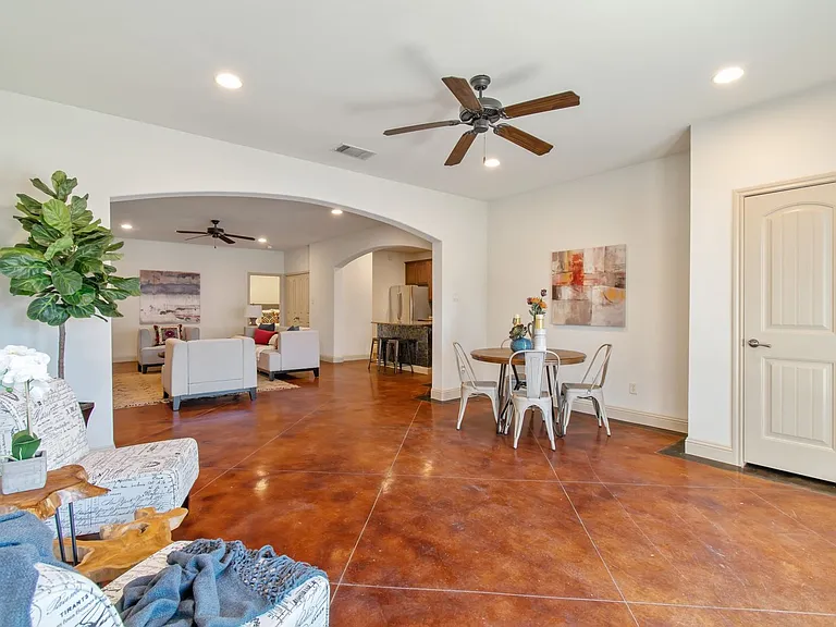 3239 S University Dr — Photo 7