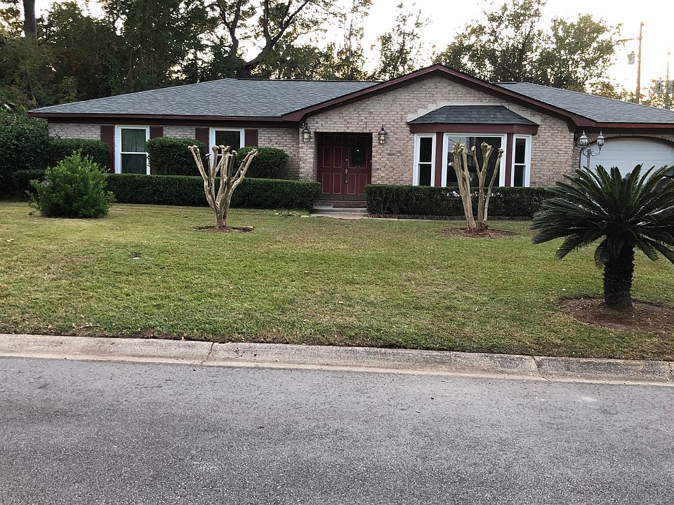 2nd image of 1937 Ivy Hall Rd