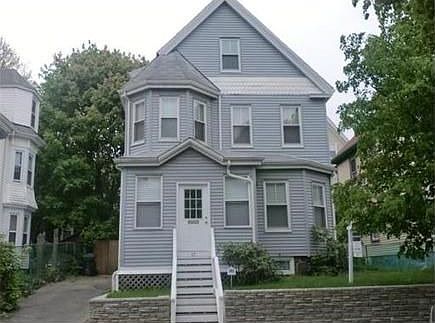 2nd image of 17 Edwin St