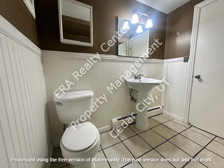 282 S Dewey Ave #B — Photo 13