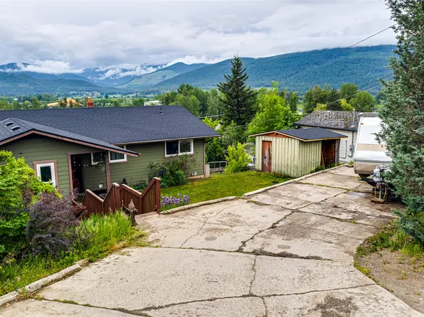 2025 Catt Ave, Lumby, BC V0E 2G1