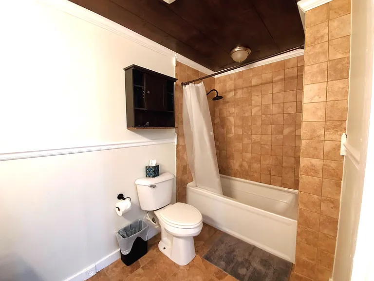 526 Monroe St #3 — Photo 14