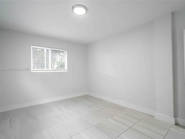 465 NE 59th St #12 — Photo 6