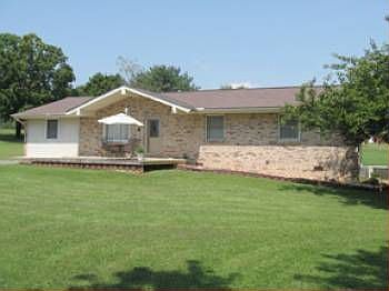 3rd image of 628 Mt Laurel Dr