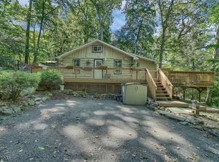 96 Cupsaw Dr, Ringwood, NJ 07456