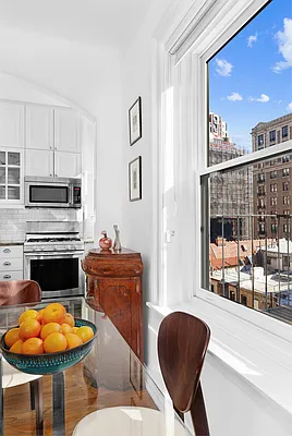 Sold by Compass | media 3