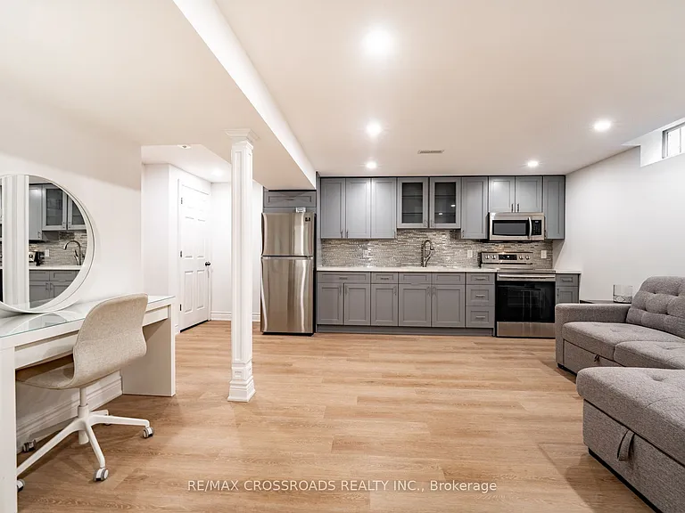 176 William Roe Blvd #BASEMENT — Photo 2