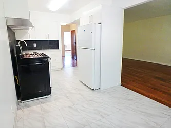 Rented by MAC Realty NY